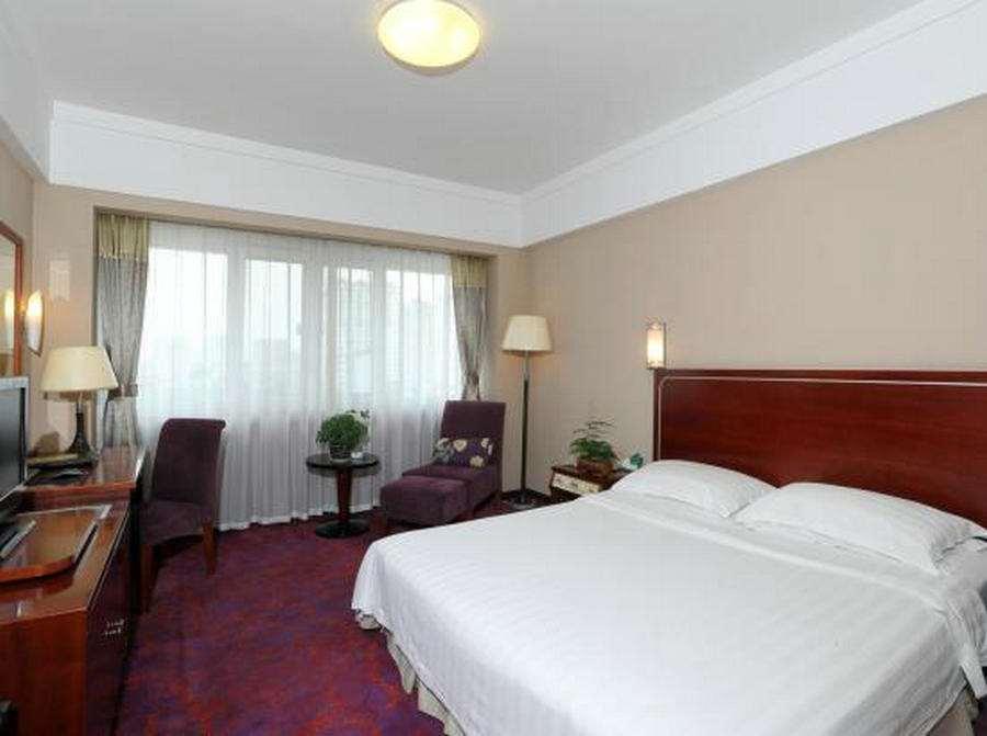 Yalu River Hotel Dandong Room photo