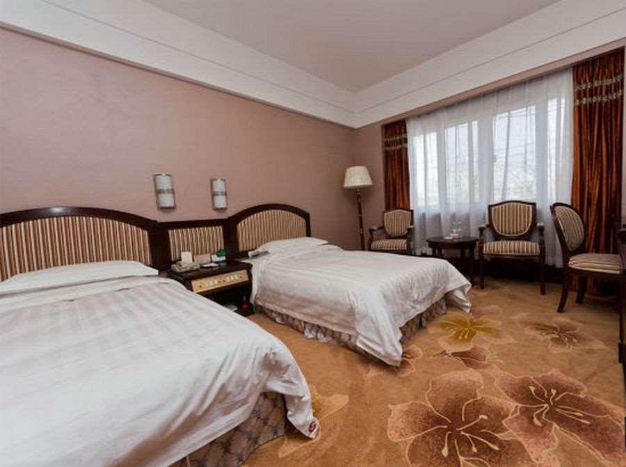 Yalu River Hotel Dandong Room photo