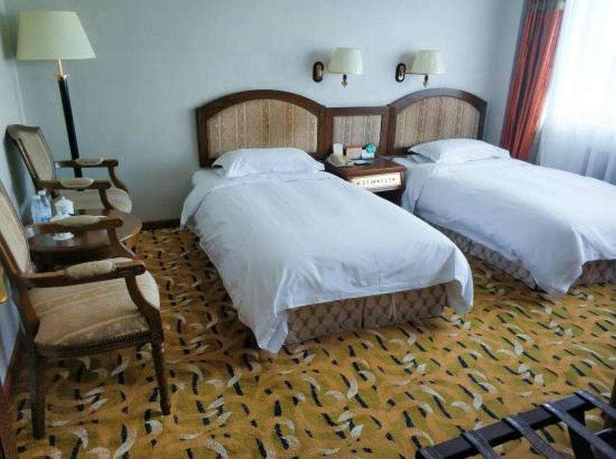 Yalu River Hotel Dandong Room photo